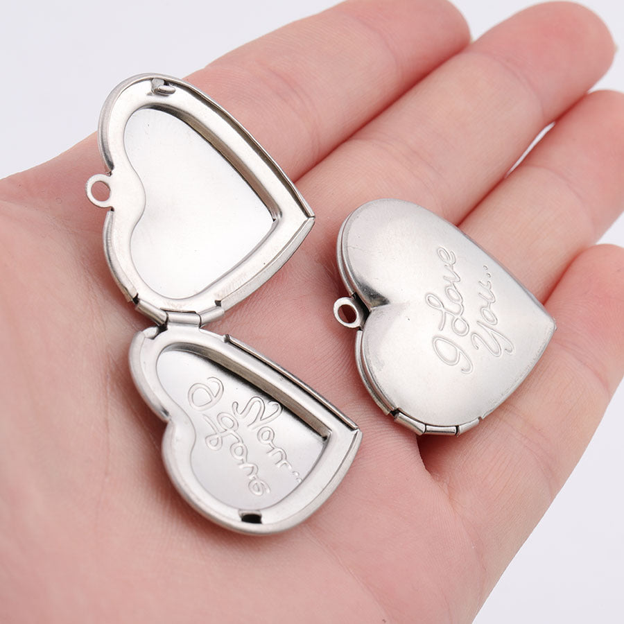 "I love you" heart lockets