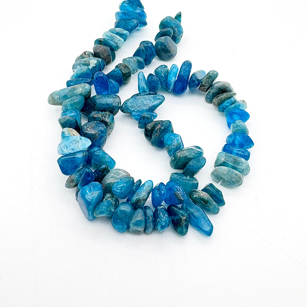 Crystal Chips Beads in natural stone material 5-8mm 80cm