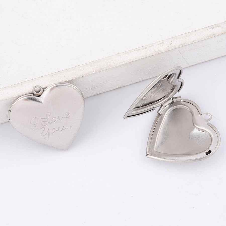 "I love you" heart lockets