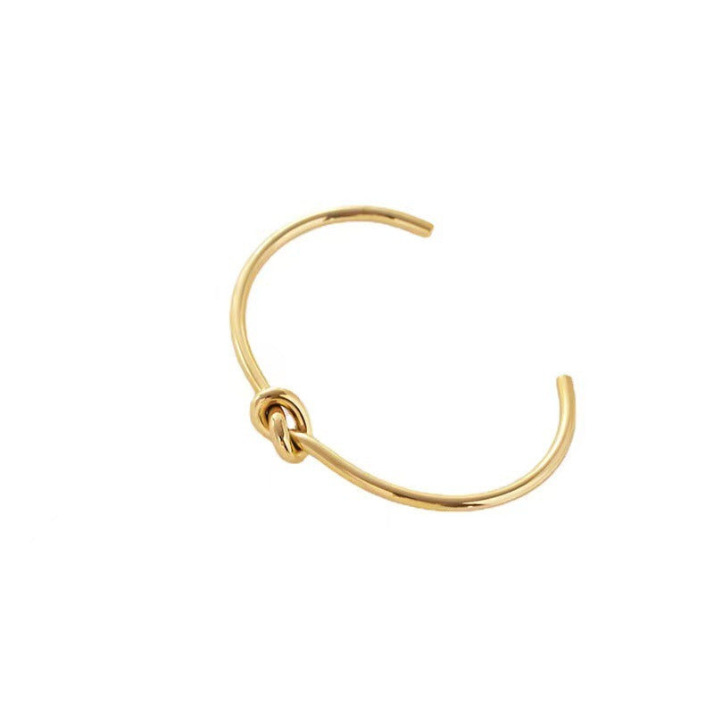 Half-open Knotted bracelet