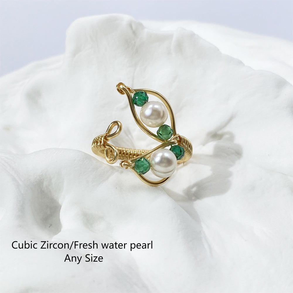 Green Rings ,Crystal Ring, Natural Gemstone, Dainty Wire Rings, Custom, Unique Gift, Raw Stone, Crystal Jewelry, Handmade, Birthstone