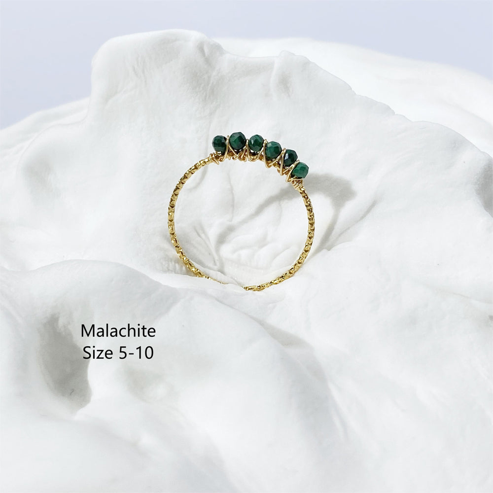 Green Rings ,Crystal Ring, Natural Gemstone, Dainty Wire Rings, Custom, Unique Gift, Raw Stone, Crystal Jewelry, Handmade, Birthstone