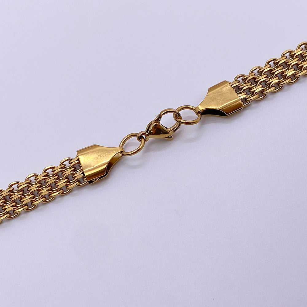 Four layer cable link necklace