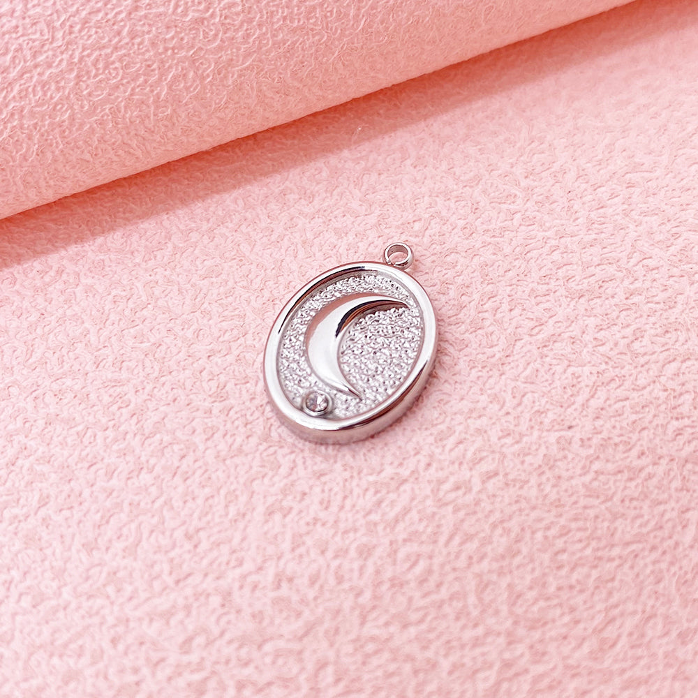 5978 Moon charm