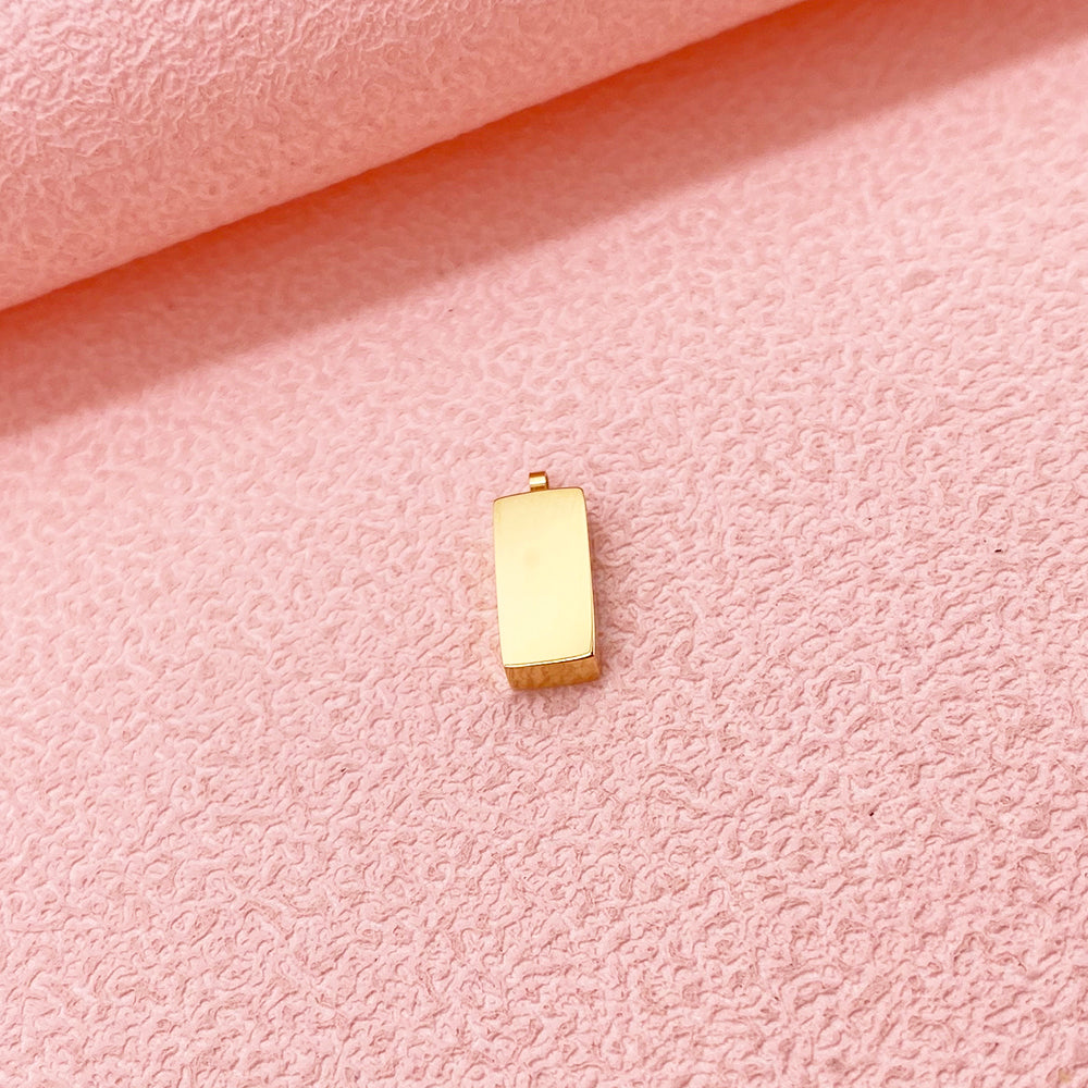 5558 Diamond charm
