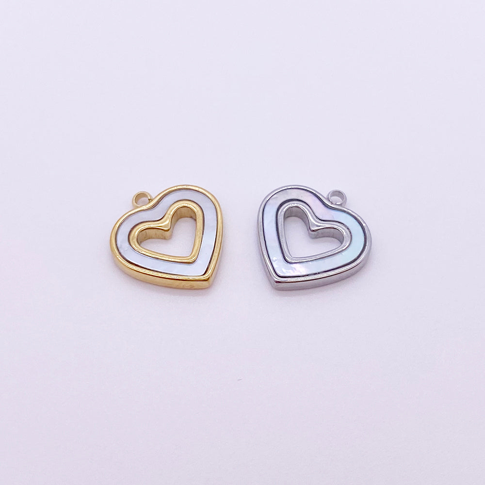 2581 Heart shell charm