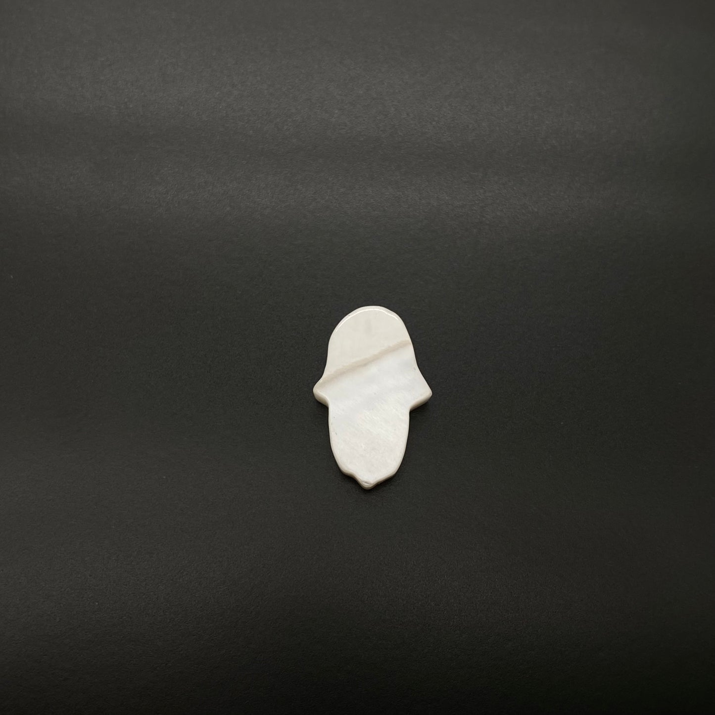 10 pcs/pack Hand shell charm