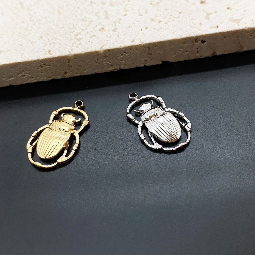 11542 Insect charm
