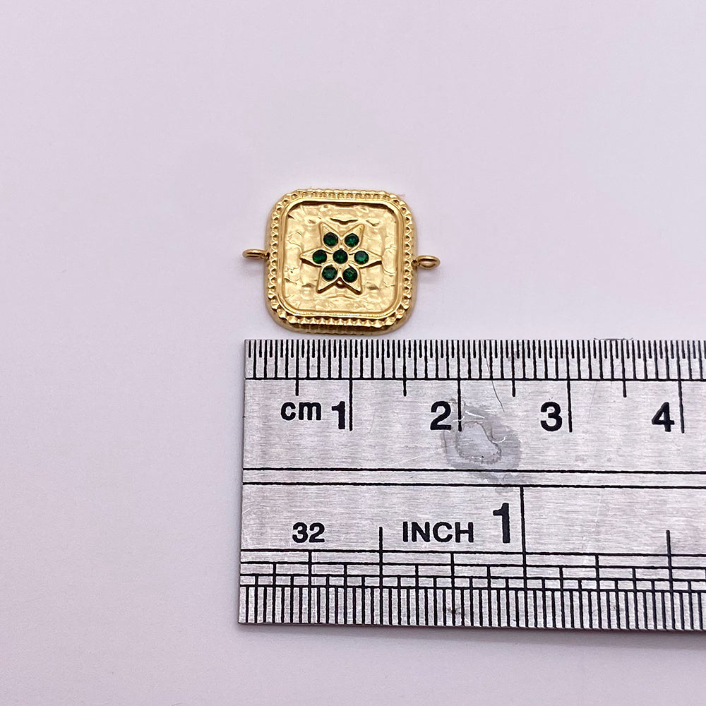 5424 Square charm