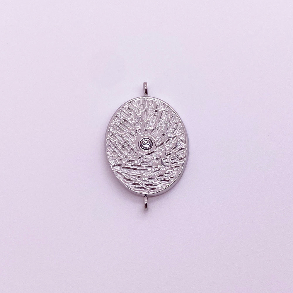 5439 Diamond charm
