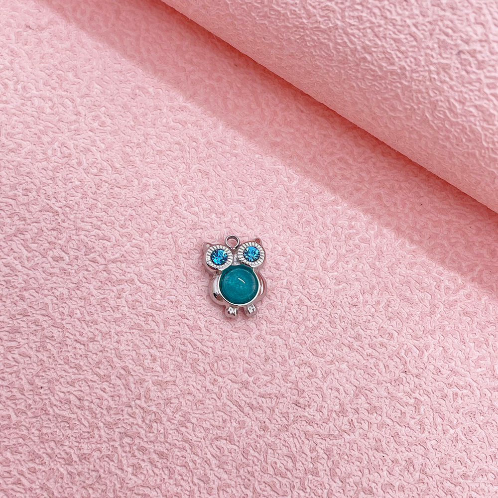 0548 owl charm