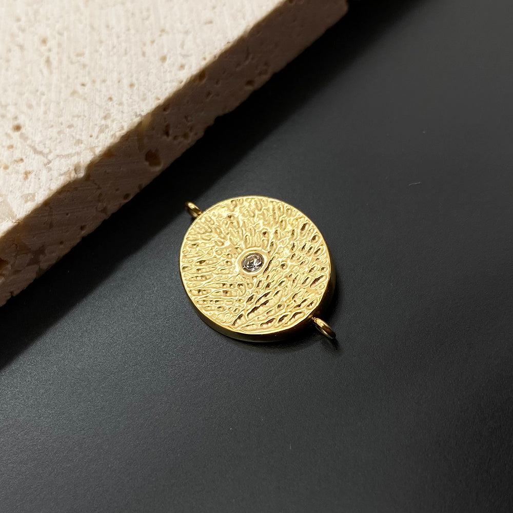 5439 Diamond charm
