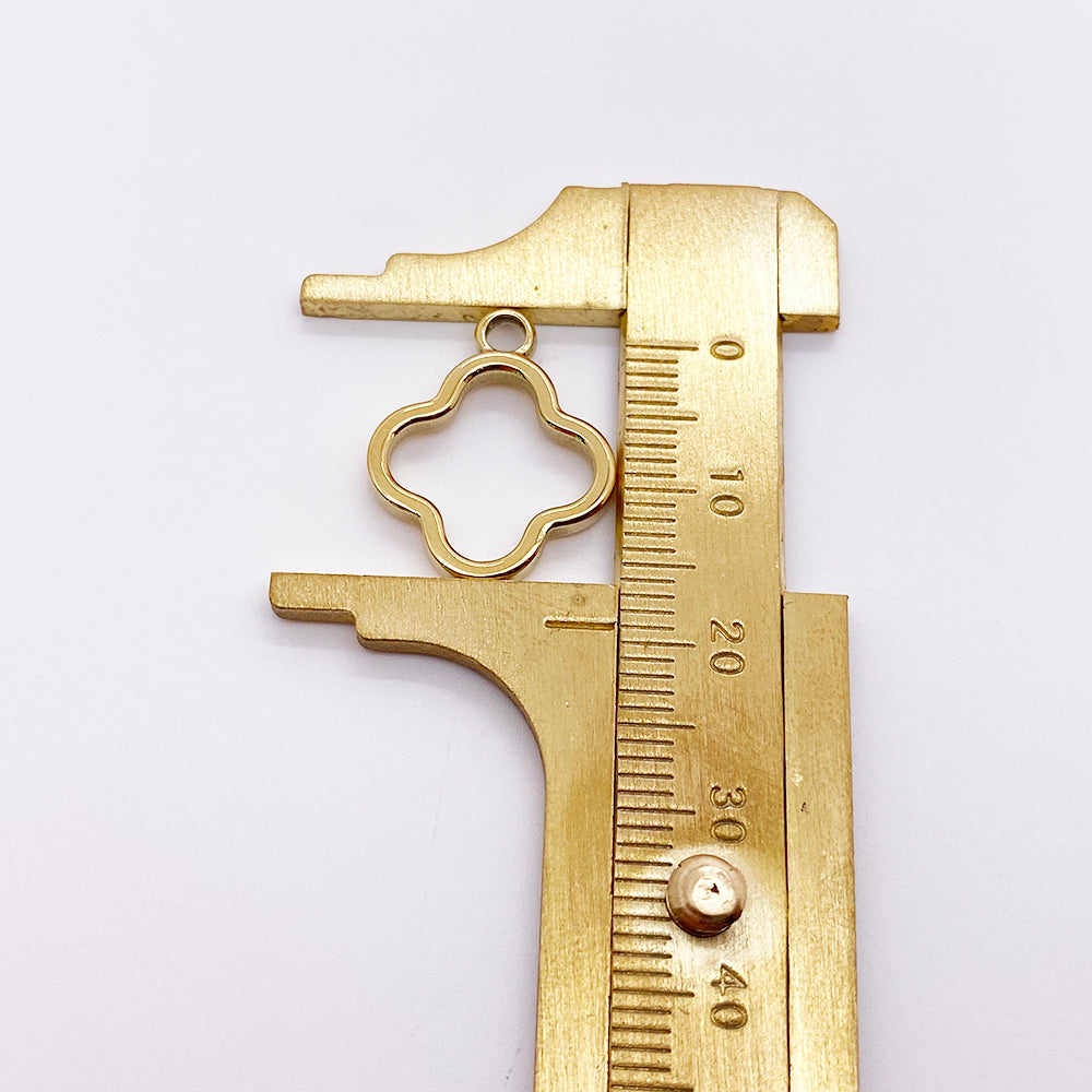 3157 Four leaf clover clasp