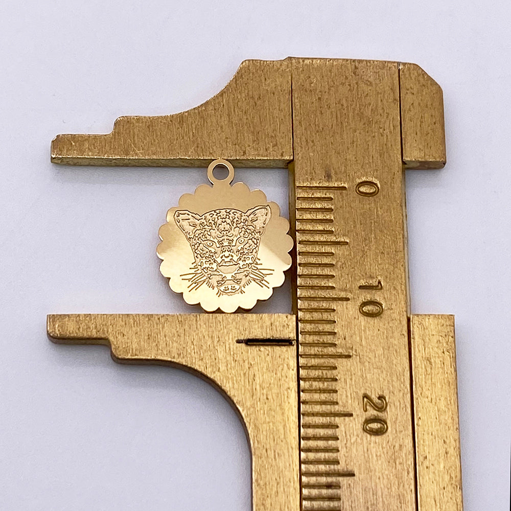 1377 Leopard Charm