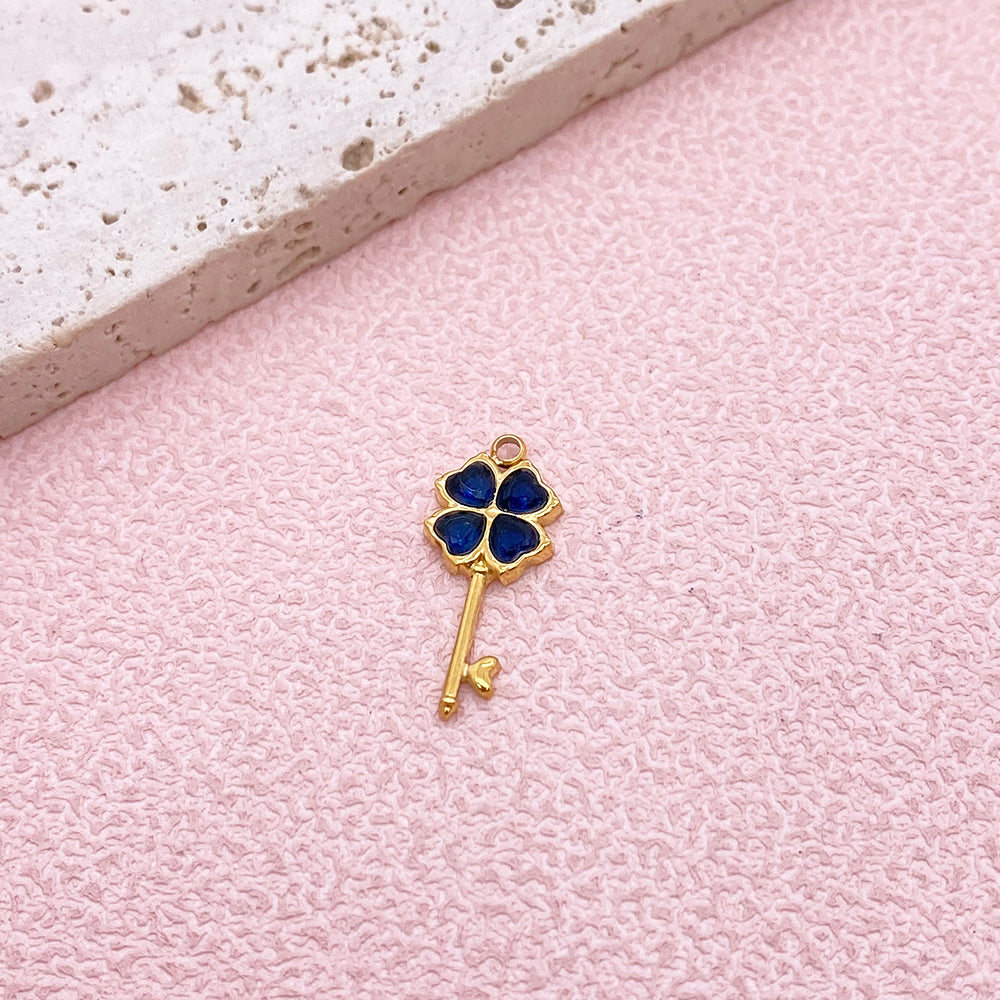 51137 Four Leaf Clover Charm