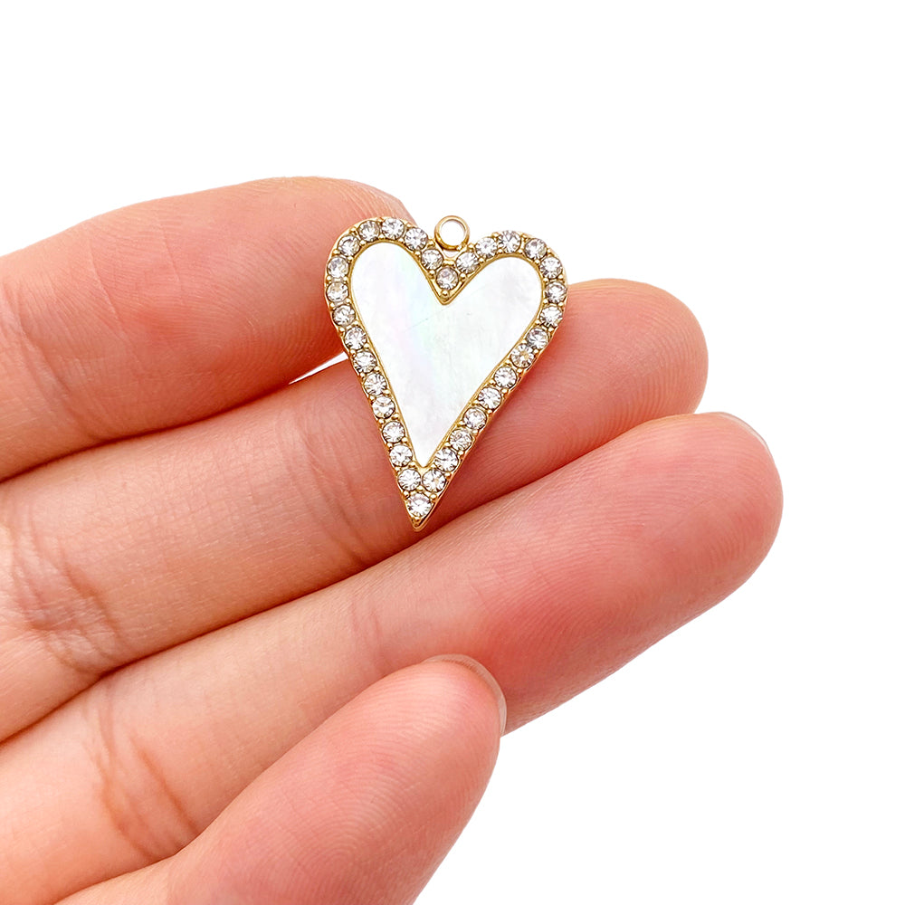 2602 Heart shell charm