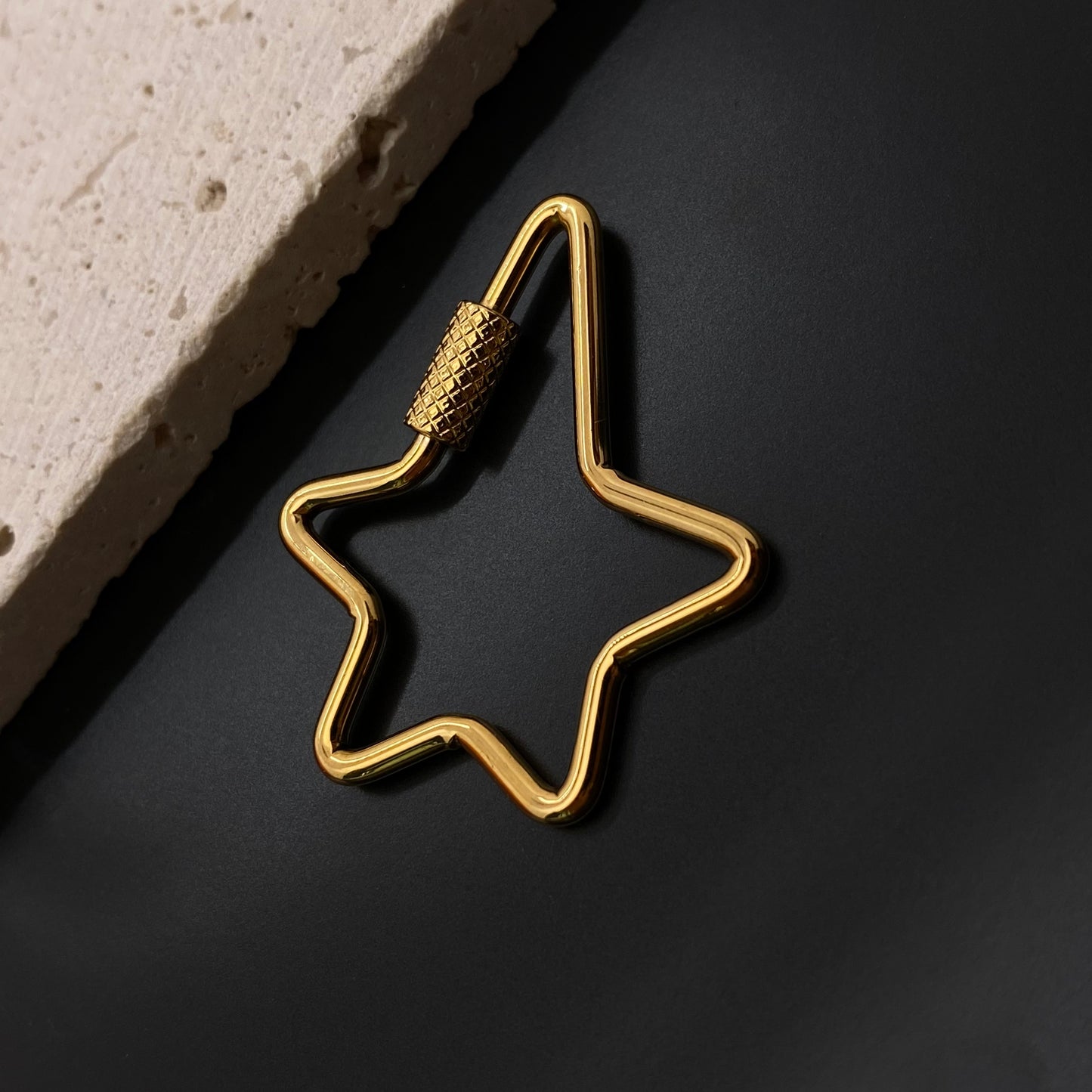 Star clasp