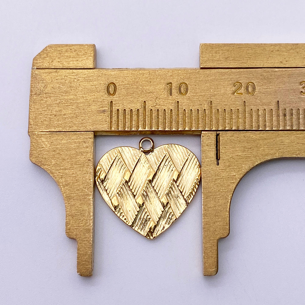 12121 Heart Charm