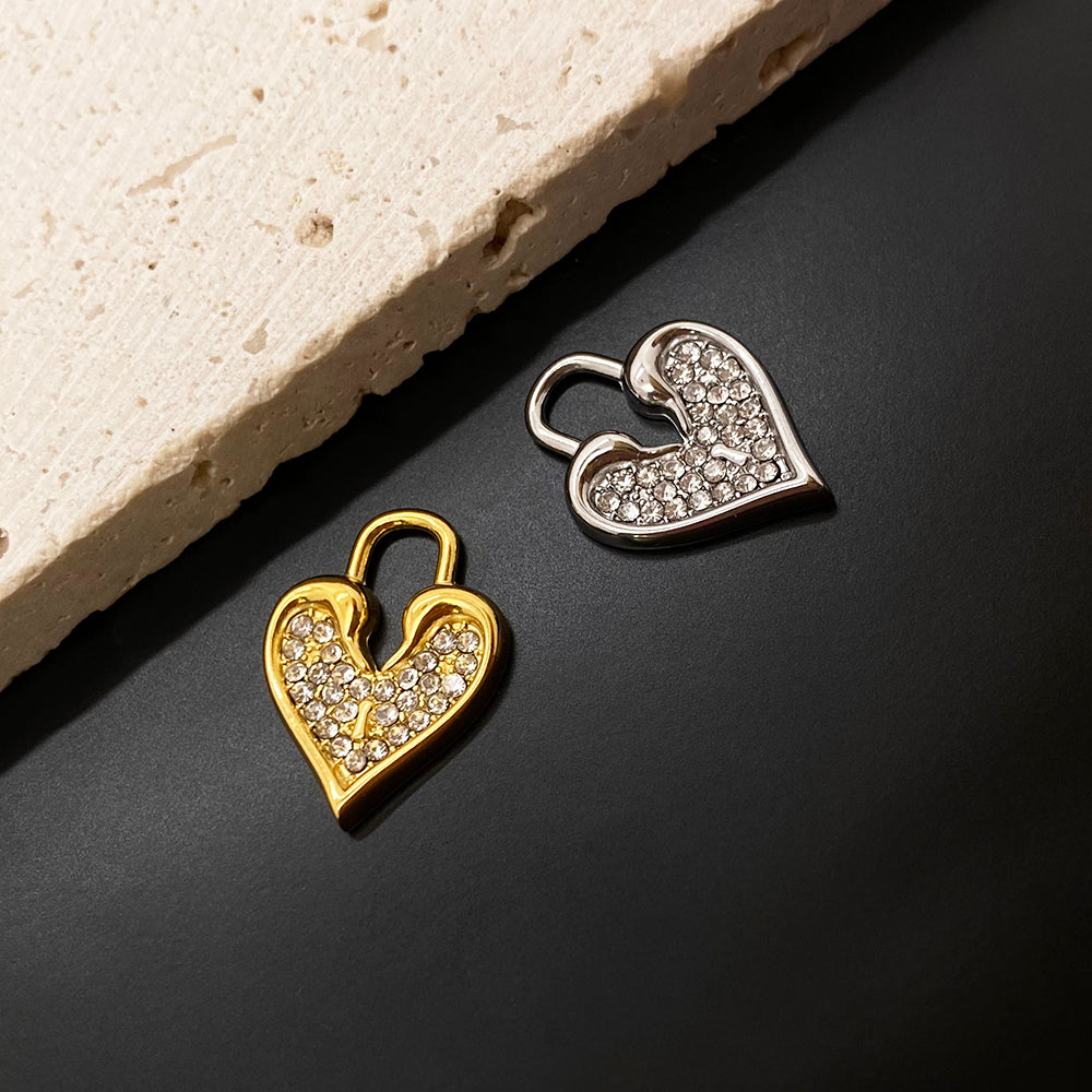5452 Heart charm
