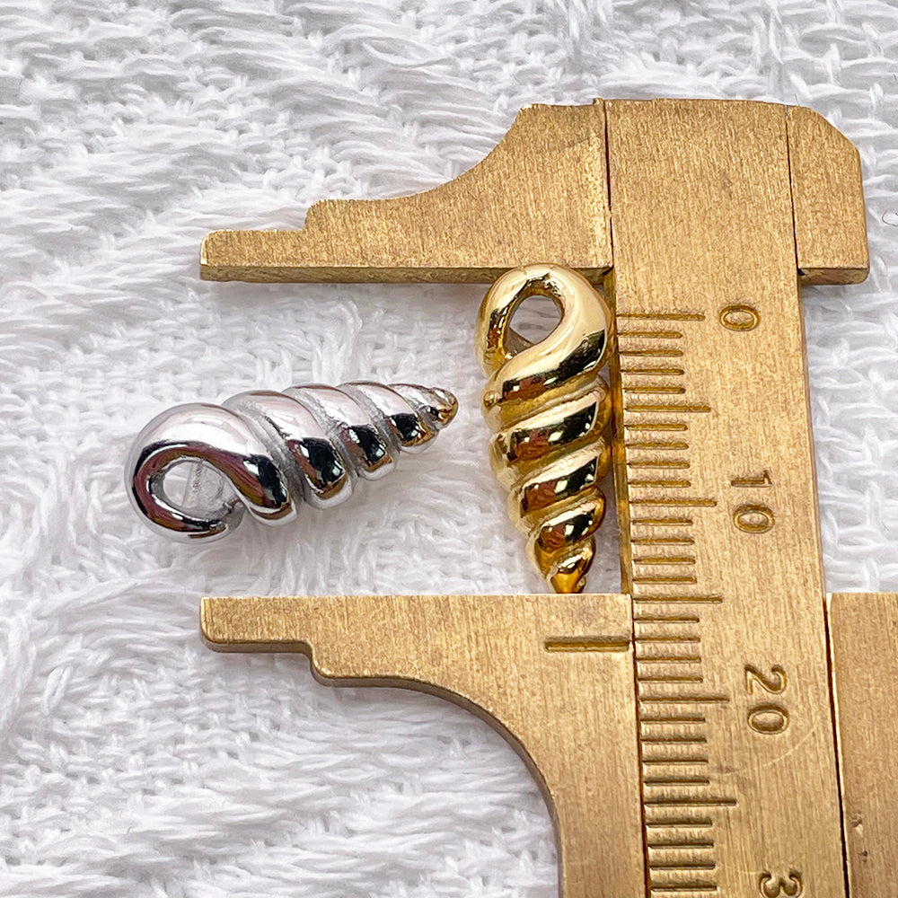 12285 Shell charm