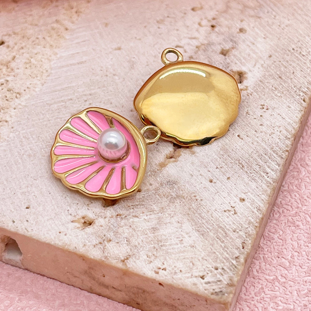 5963 Enamel Pearl Shell charm