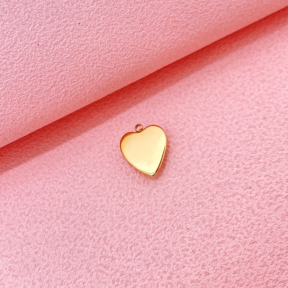 5913 Heart charm