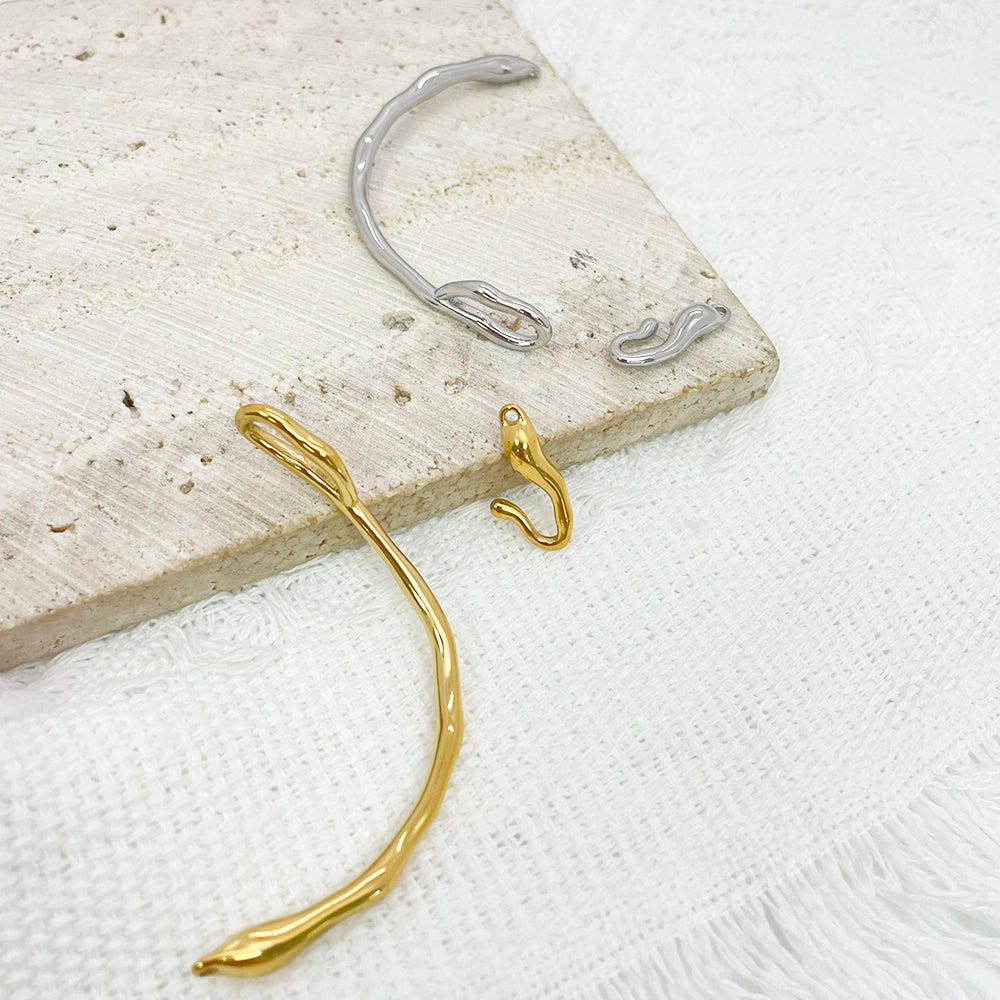 Half bangle