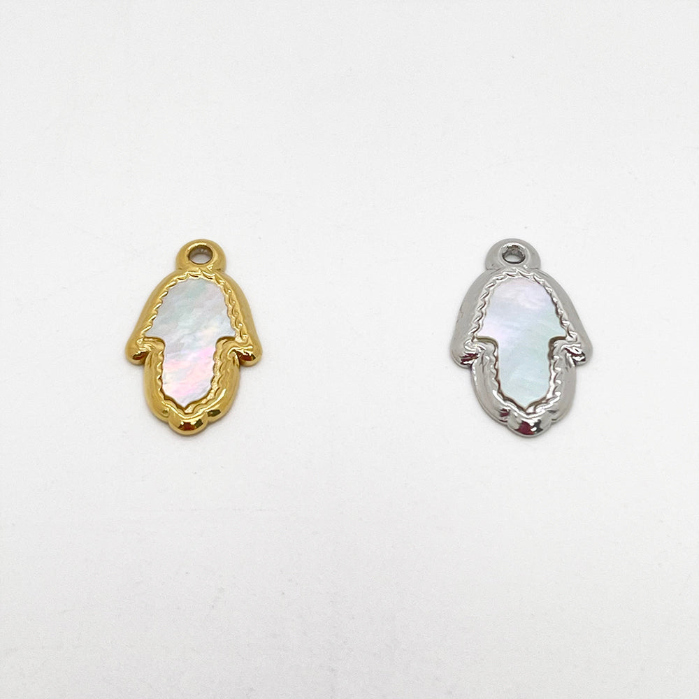 2734 Shell hand charm