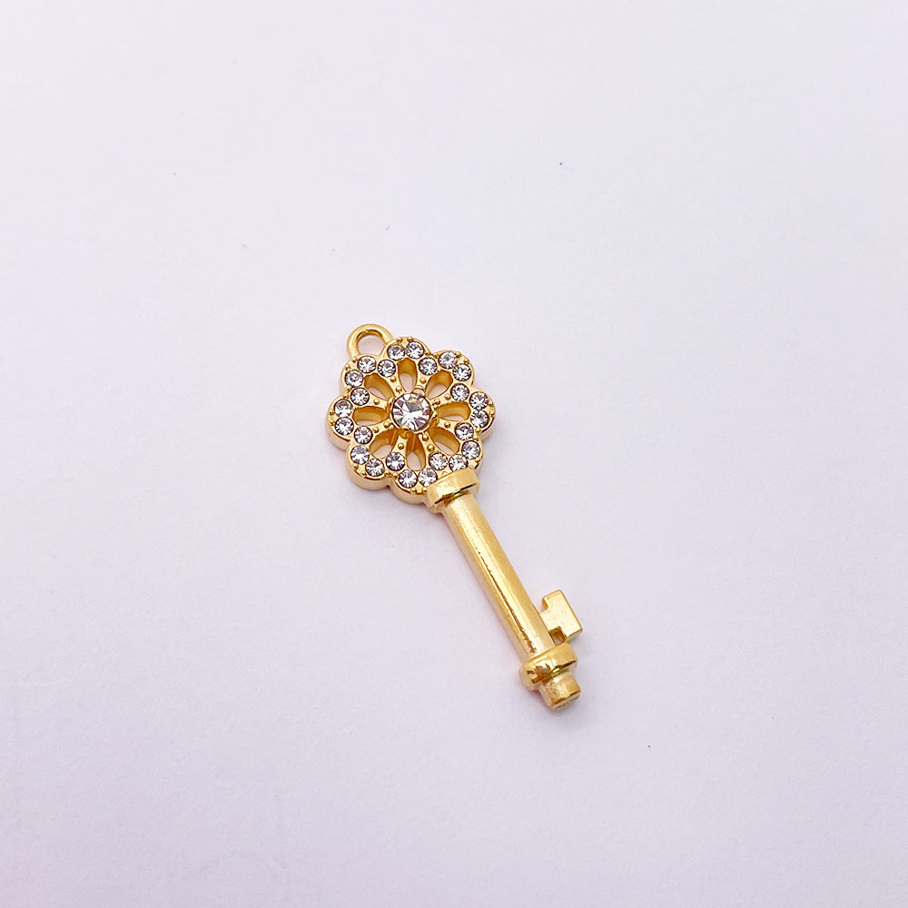 0751 Diamond Flower Charm