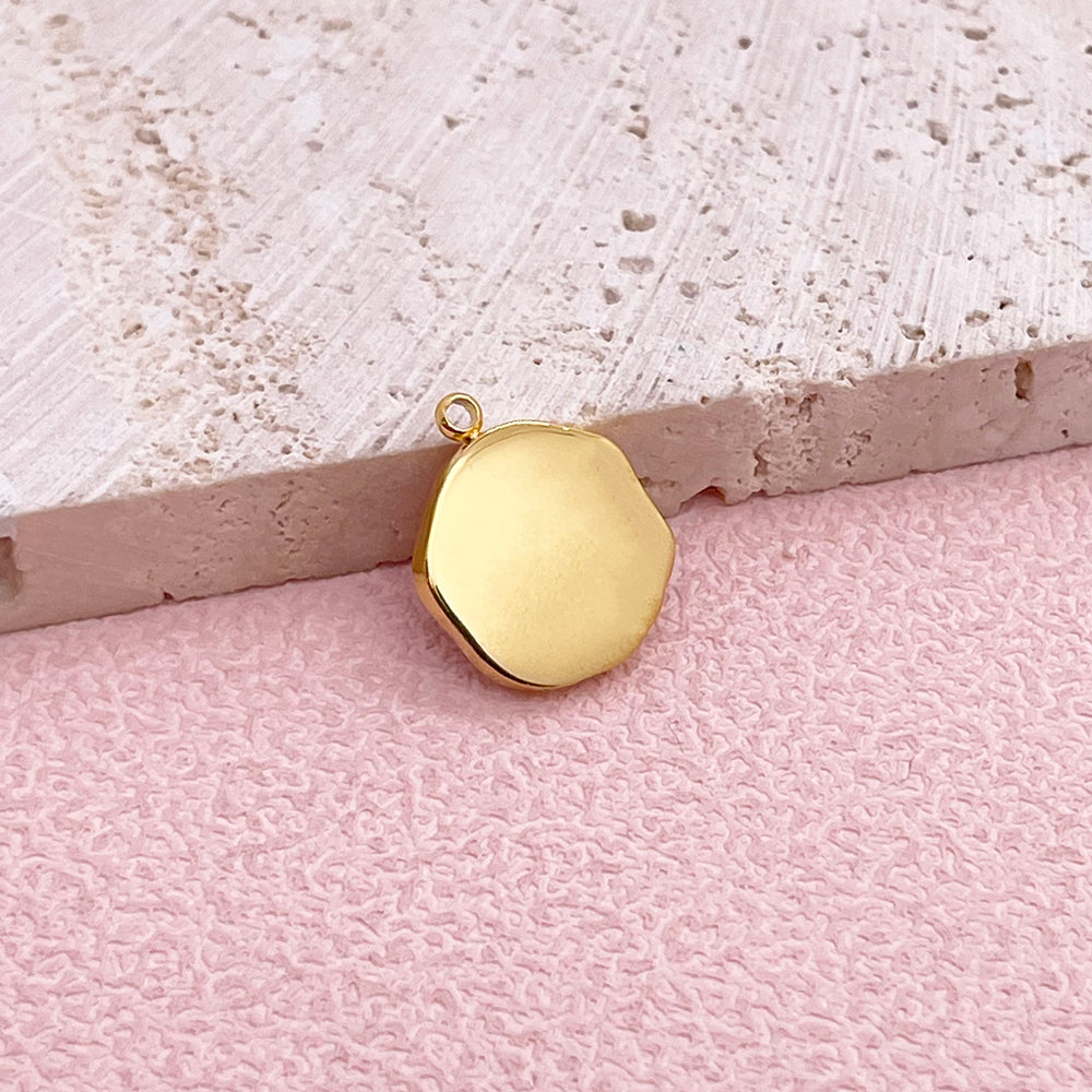 0698 Enamel Star Charm