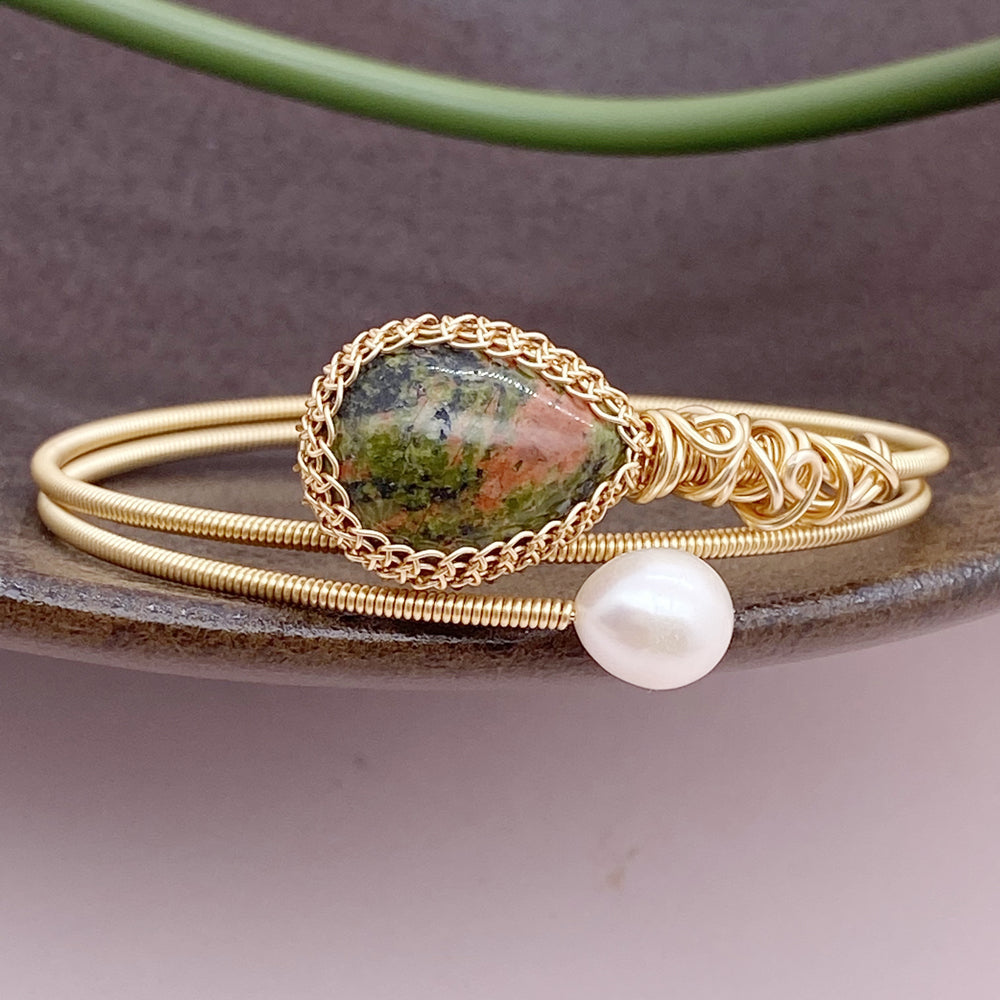 Wire Wrapped Unakite Bangle ,Wire work Jewelry ,Viking Knot Braid jewelry