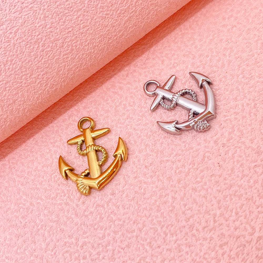 PC0516 Sea snake anchor charm