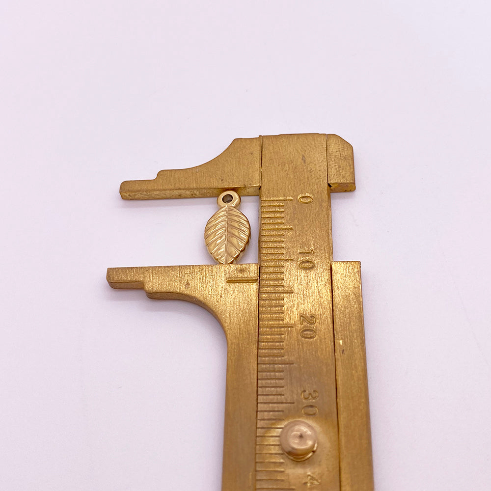 PC234 Leaf charm