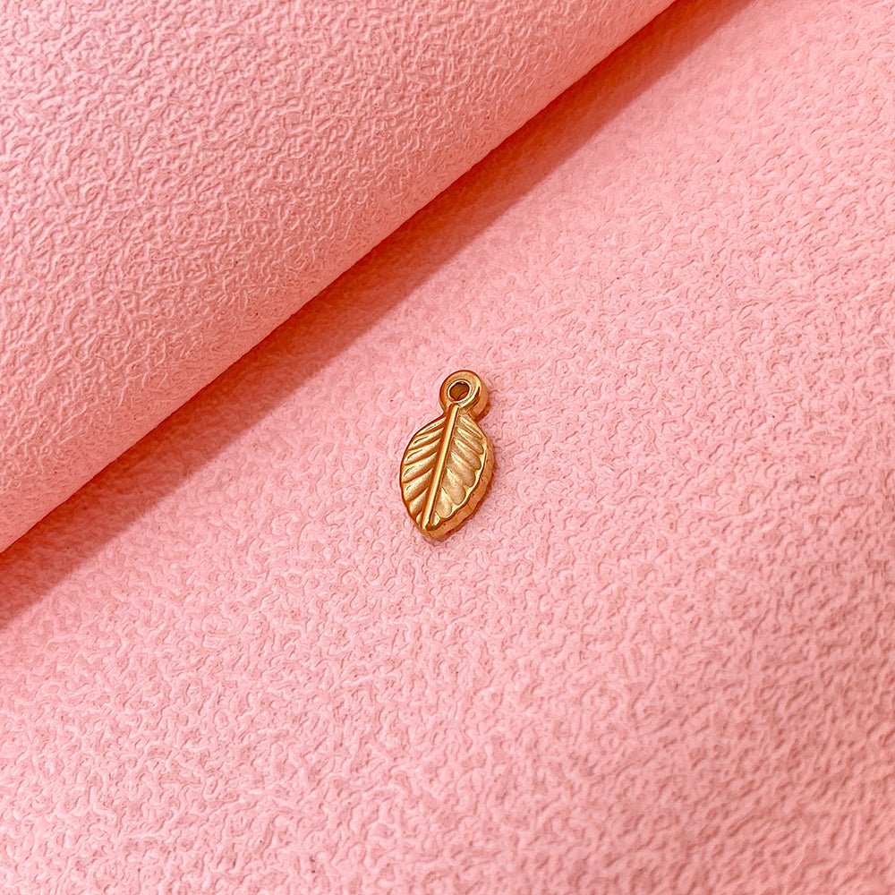 PC234 Leaf charm