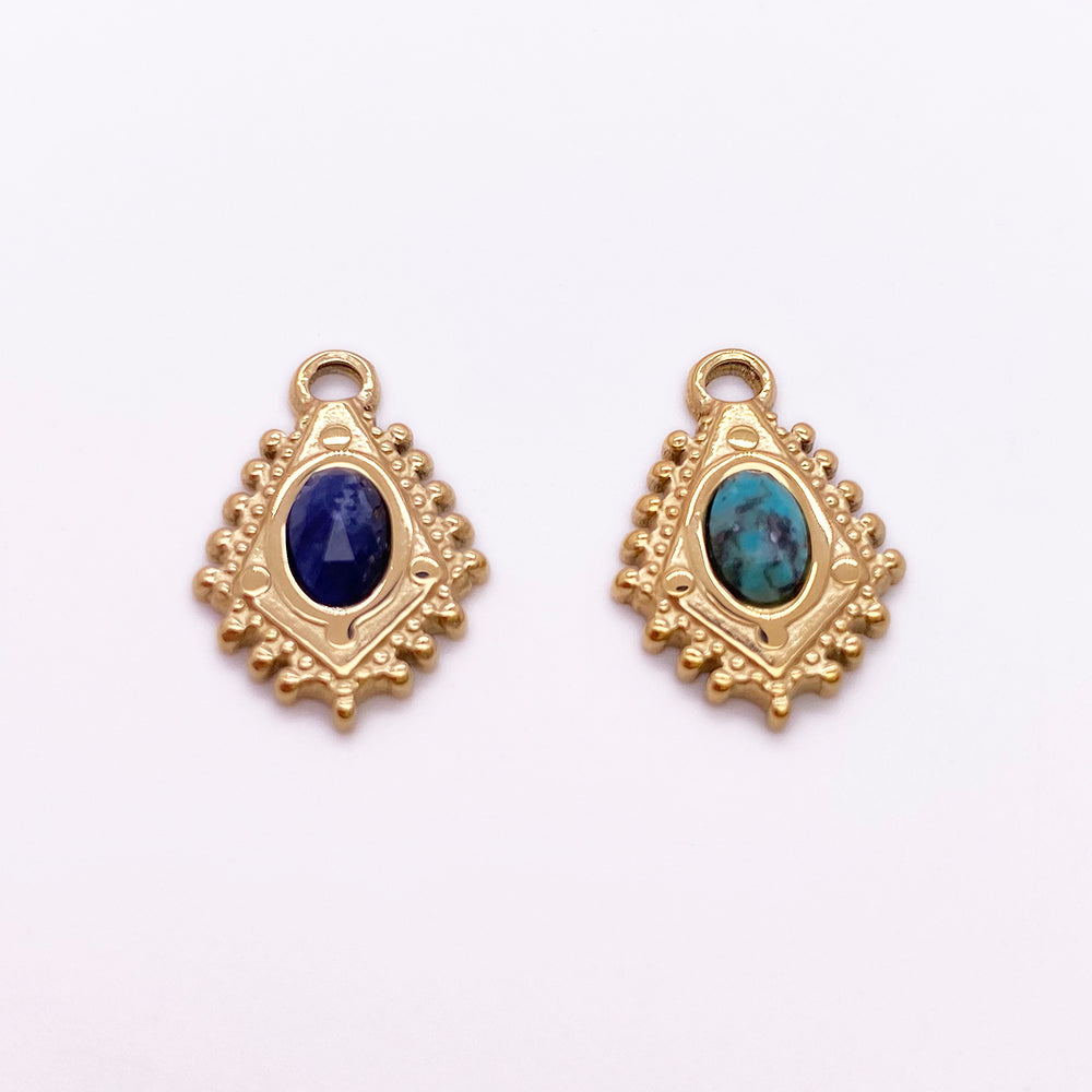 2662 Gemstone charm