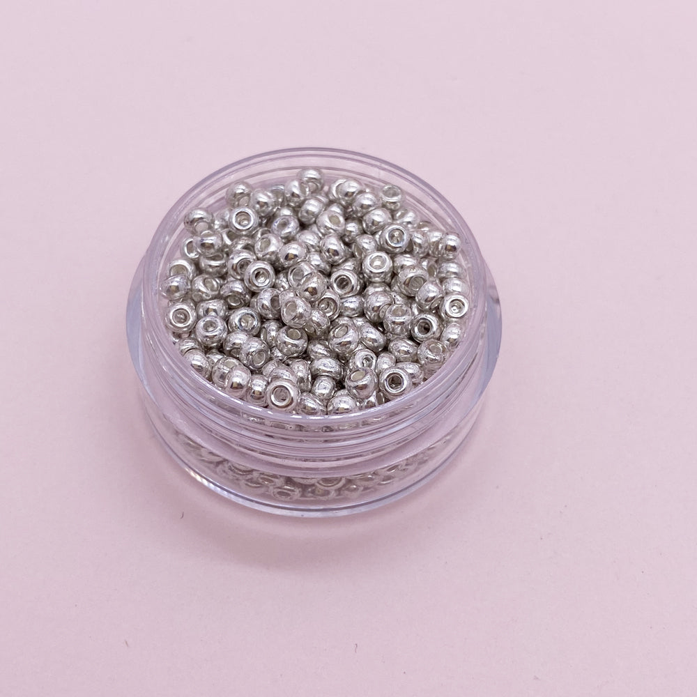 15g Seed beads 8/0 3mm 450pcs