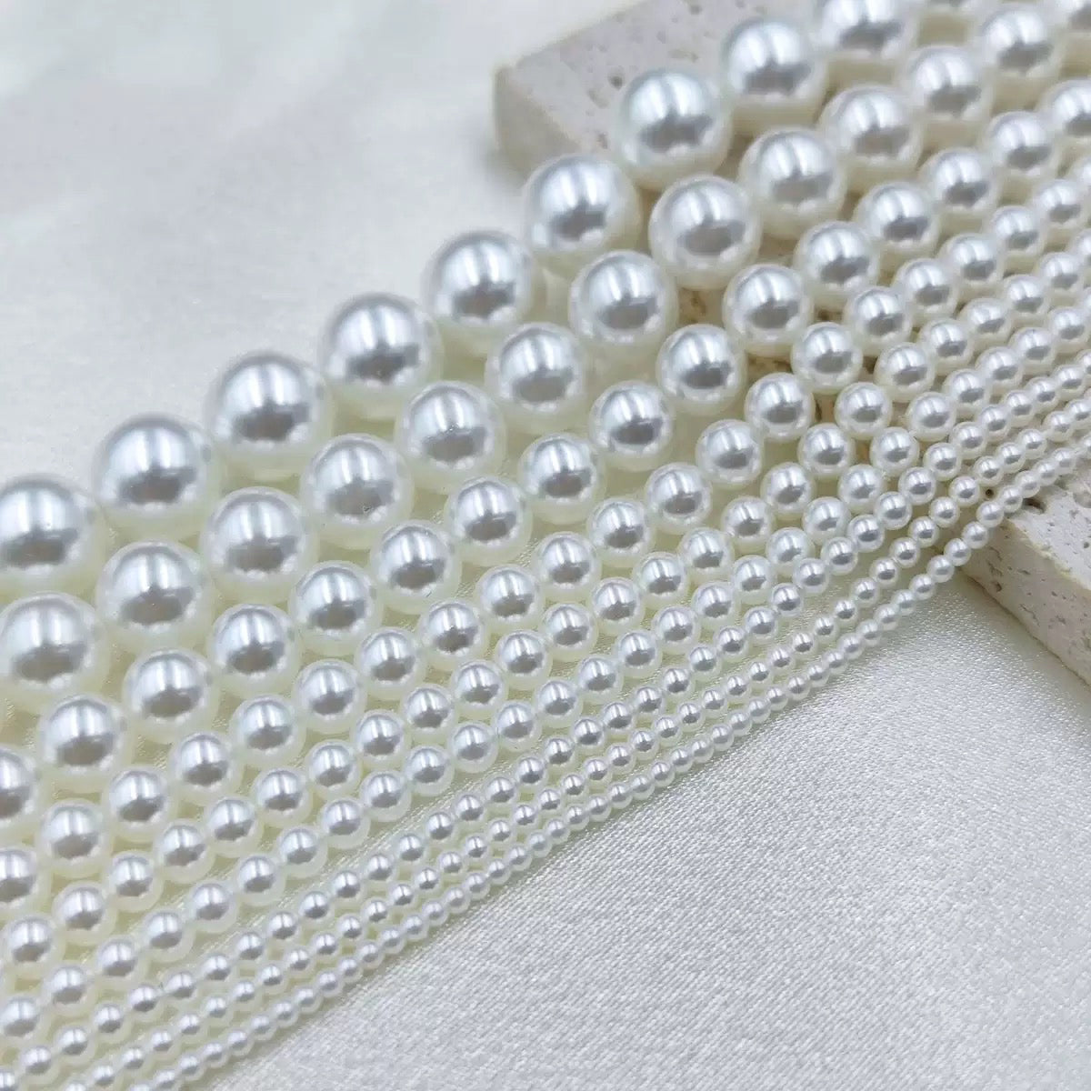 High quality glass pearl