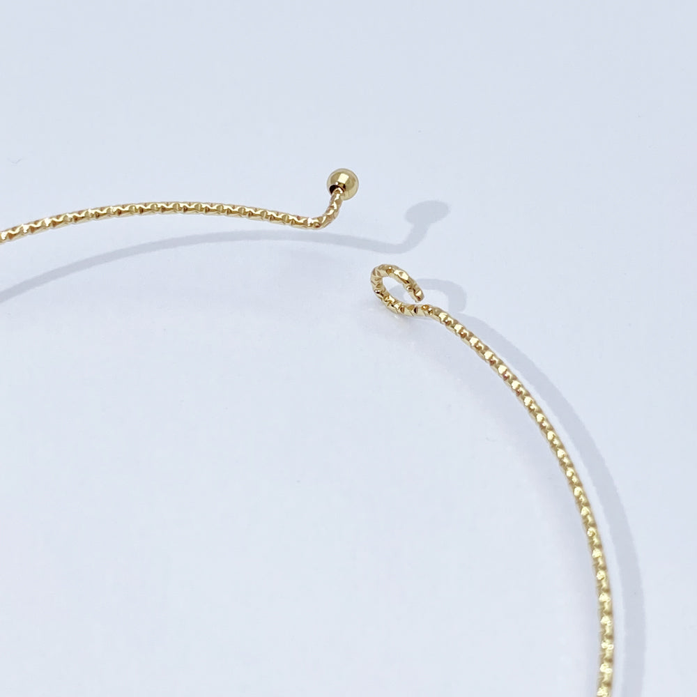 Embossing thin bangle in stainless steel