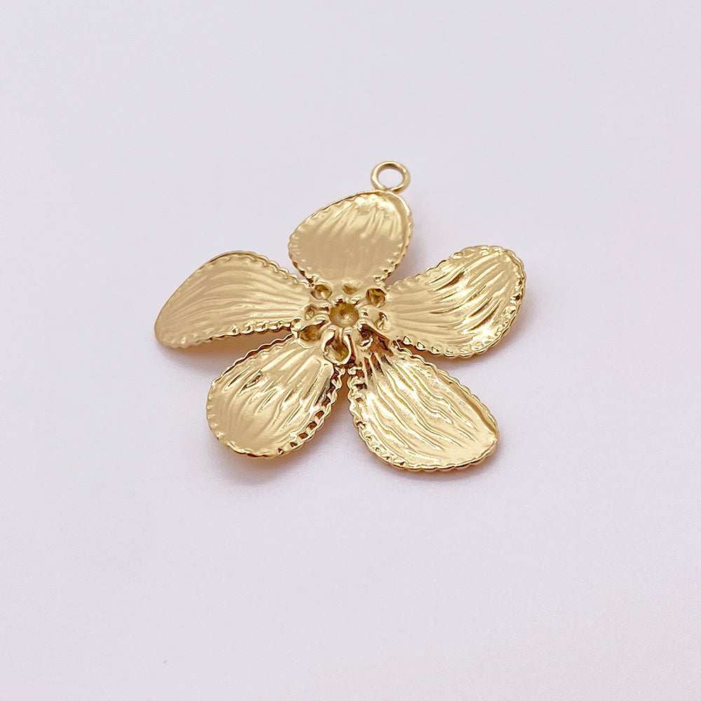 11375 Flower charm