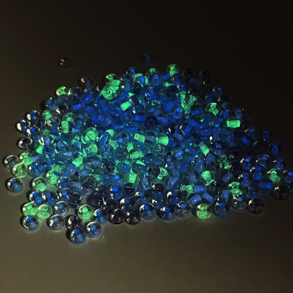 10g luminous seed beads Glow In Dark