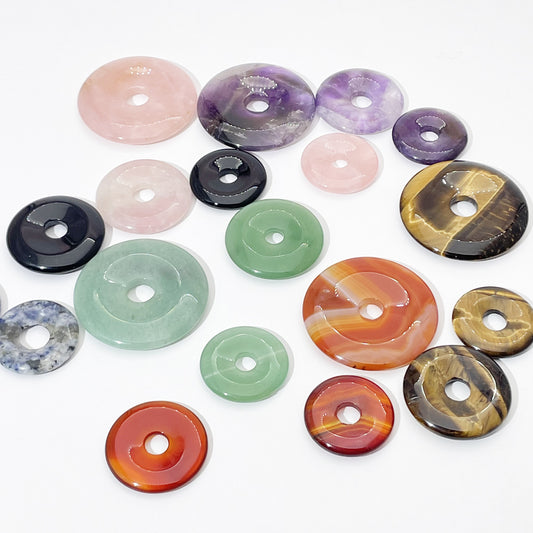 Natural stone crystal donut buckle