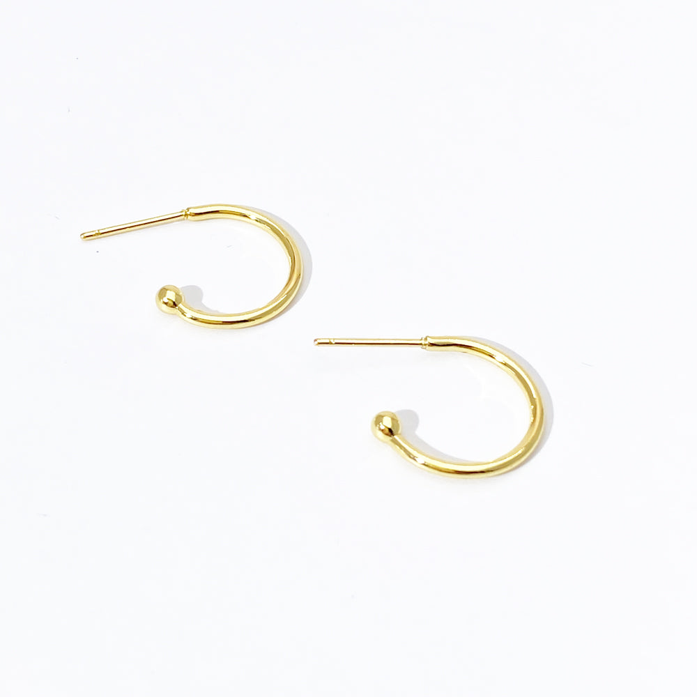 C shape hoop earring