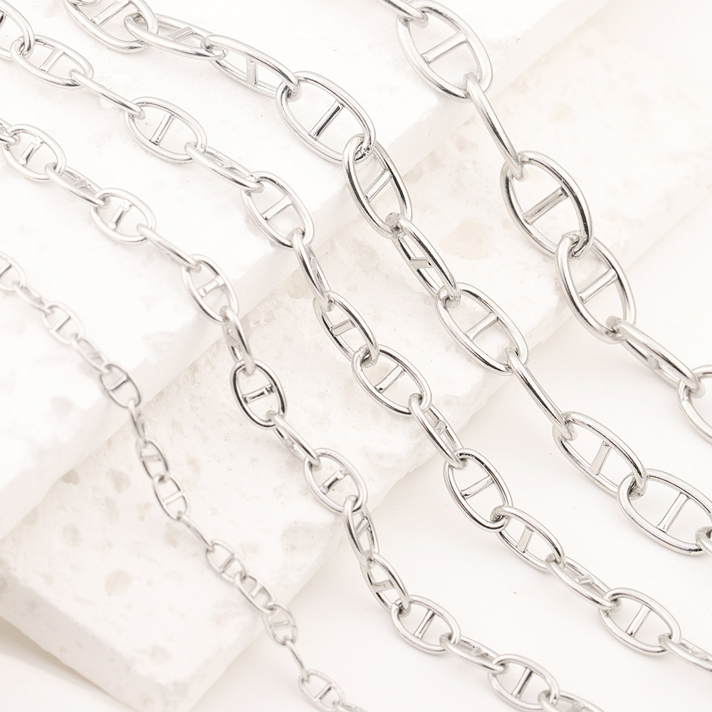 C1681 Round wire anchor chain