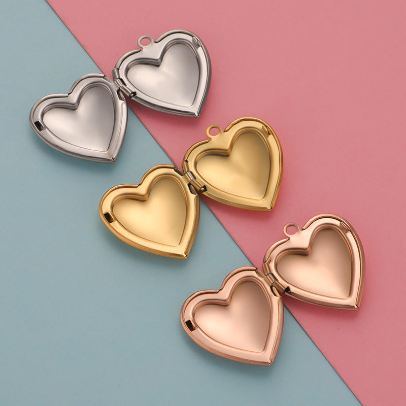 Mirror surface heart lockets