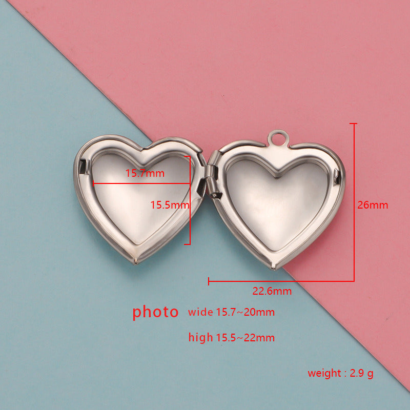 Mirror surface heart lockets