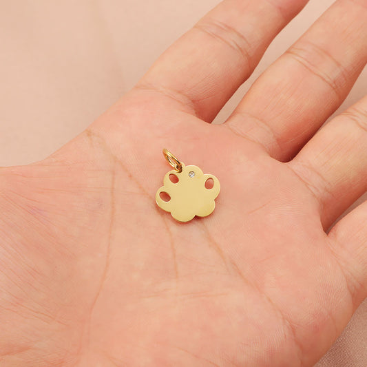 Cat's paw charm