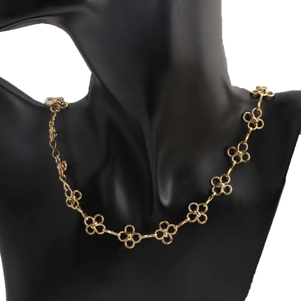 C1667 Flower chain