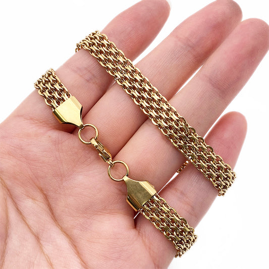 Four layer cable link necklace