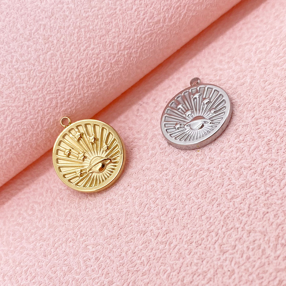 11827 Universe charm