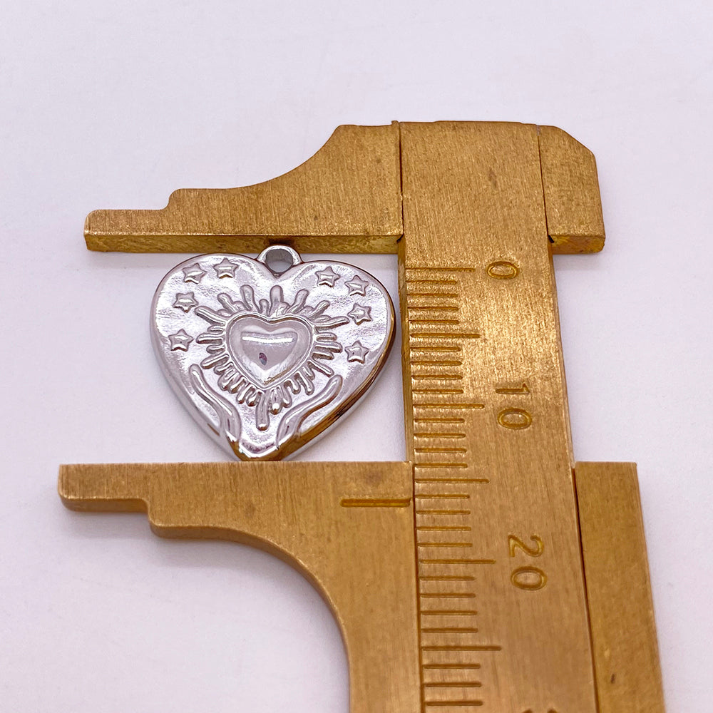 12010 Sacred Heart charm